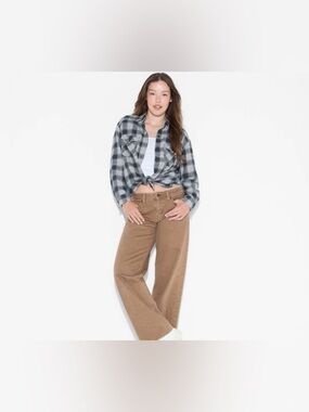 NWT-Wild Fable Medium black classic button-down flannel